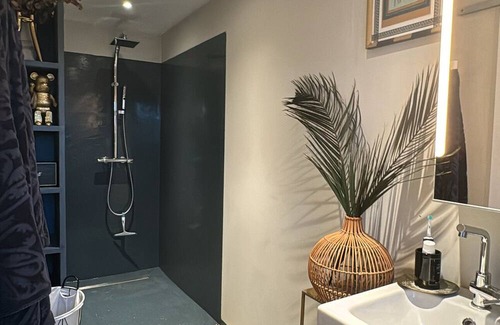 Borgo Apartamento | Appartement de Standing Dans Villa