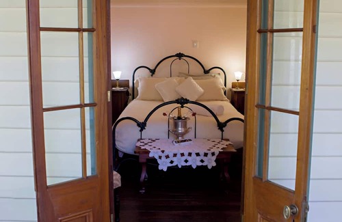 Bolwarra Cama Y Desayuno | Maddies is delighful country home built in the 1800's. Pet friendly!