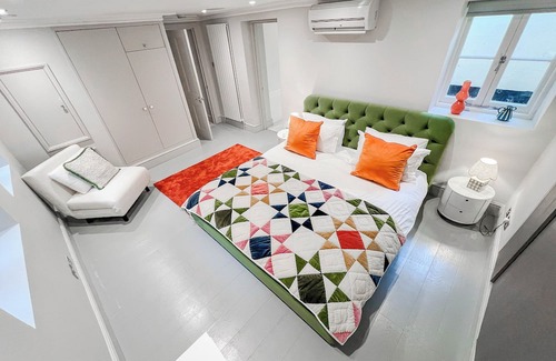 Regent's Park Casa | Luxury 5-Bedroom House with Large Garden in Central London