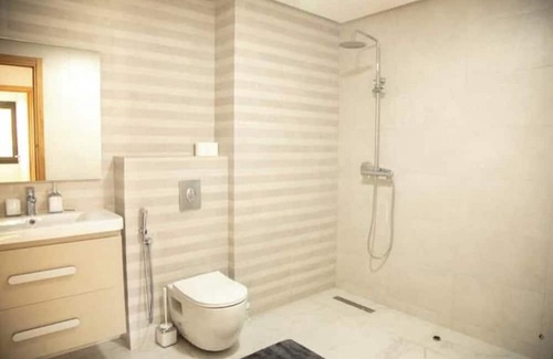 Haut Founty Apartamento | 3 Bedroom Luxury Vacation Apartment City Centre