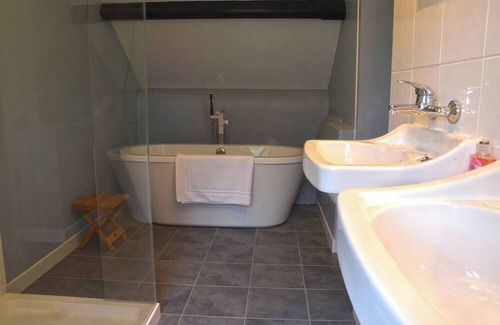 Patrixbourne Casa | Pass the Keys | ★Walnut Tree Cottage★ Huge garden near Canterbury