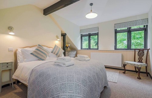 Patrixbourne Casa | Pass the Keys | ★Walnut Tree Cottage★ Huge garden near Canterbury