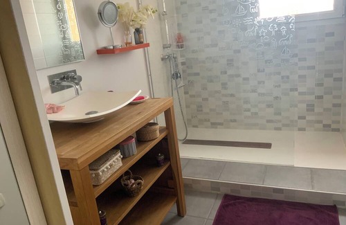 Saint-Andre Apartamento | Loue Grand Appartement 50m2 Tout Confort Piscine Proche des Plages a 5 Minutes