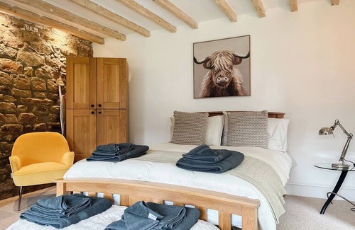 Alfreton Cabaña | 1 bedroom accommodation in Shirland, near Alfreton