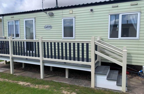 Skegness Chalet De Esquí | Immaculate 2 bedroom caravan in Ingoldmells,