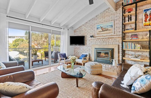 Forresters Beach Casa | Beachside Bliss - Forresters Beach
