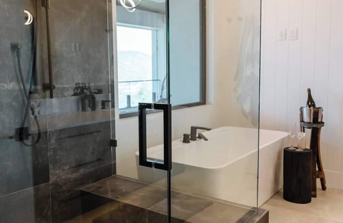 Wilden Casa | This house is a 5 bedroom(s), 5.5 bathrooms, located in Kelowna, BC.