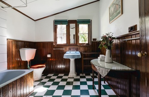 Rosa Brook Cabaña | Charming & elegant original farm cottage set on a private small farm
