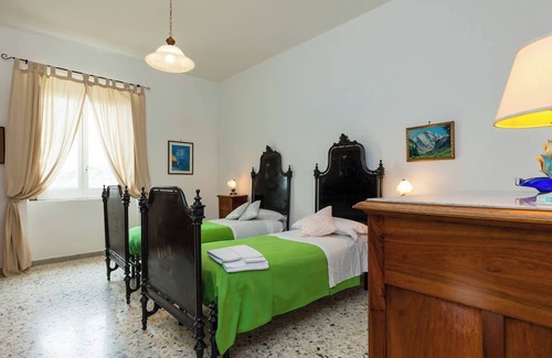 Ceraso Apartamento | Flat In The Center Of Ceraso For Up To 8 People