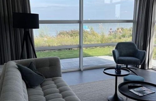 Enkhuizen Chalet De Esquí | IJsselmeerstrand Exclusief
