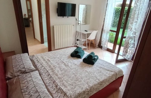 Lissone Apartamento | Grazioso appartamento con giardino privato