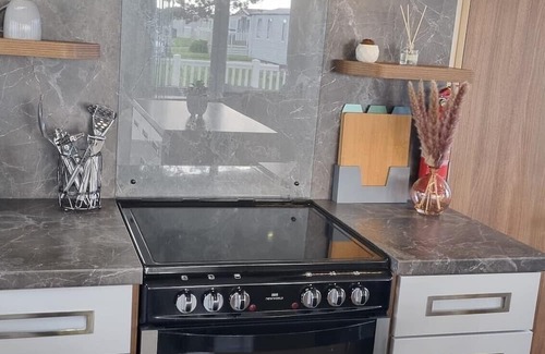 New Forest District Cabina | Stunning Seaside Lodge Nr New Forest 2 bed