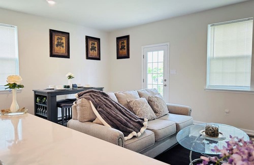 Absecon Casa | Entire Home, 3BD,2.5BA,3BR, Events, Pets allowed , experiences