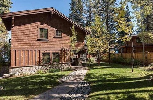 Tahoma Casa | West Shore Lakefront Retreat