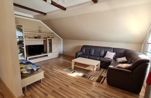 Steinberg am See Apartamento | Großzügige Ferienwohnung in Steinberg am See