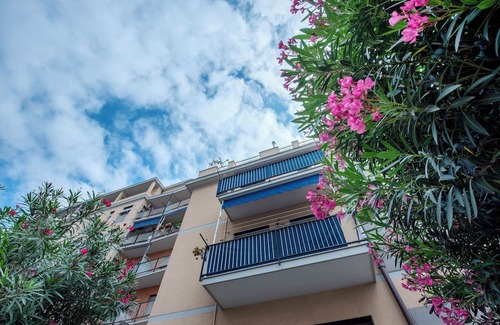 Pra' Apartamento | Apartment 'Palmaro' with Balcony and Air Conditioning