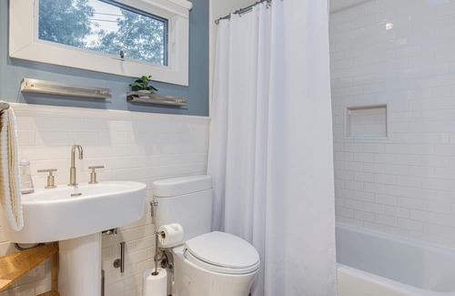 Fetters Hot Springs-Agua Caliente Casa | Sonoma Valley Bungalow Retreat