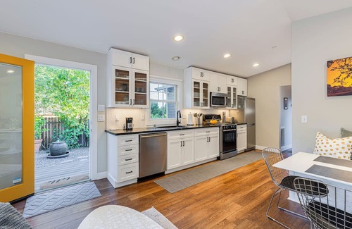 Fetters Hot Springs-Agua Caliente Casa | Sonoma Valley Bungalow Retreat