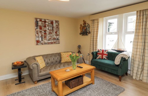 Wark Cabaña | CHESTER SUITE, pet friendly, with open fire in Wark