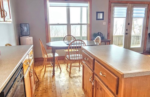 Prince County Cabaña | Three Bedroom Ocean View Cottage in Kildare PEI