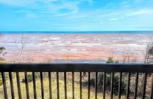 Prince County Cabaña | Three Bedroom Ocean View Cottage in Kildare PEI