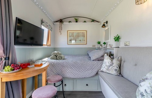 Stenalees Casa | New Dawn - One Bedroom House, Sleeps 2