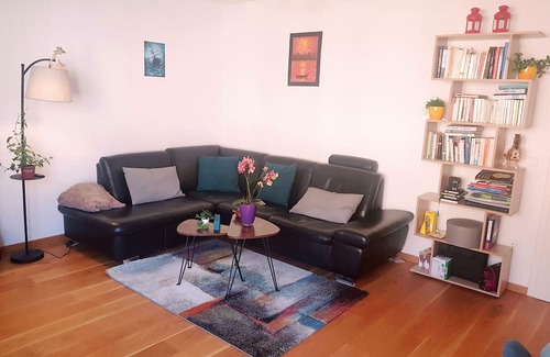 Untere Au Apartamento | City Vibes & Riverside Retreat: Best of Both Worlds in Central Munich!