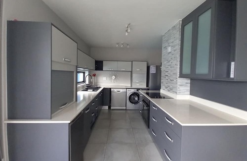 Mossel Bay Casa | 85th On Wigget, Apartment unit 10 with private plunge pool and seaview