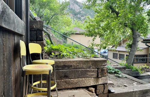 Eldorado Springs Chalet De Esquí | Eldo Chalet-Mountain tiny-home w/ crazy access to Eldo Canyon St. Park & Boulder