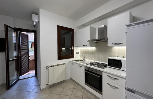 Zona XXX Castel Fusano Apartamento | Vrbo Property