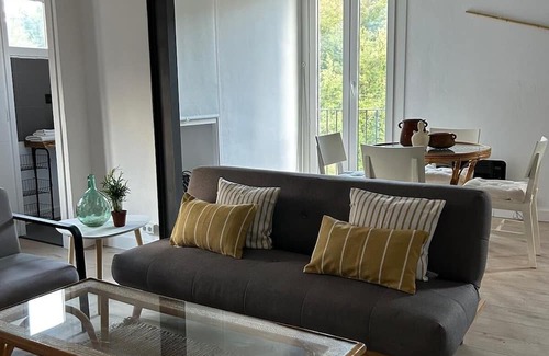 Berga Apartamento | Apartamento de Montaña con Vistas Panorámicas. Totalmente Nuevo