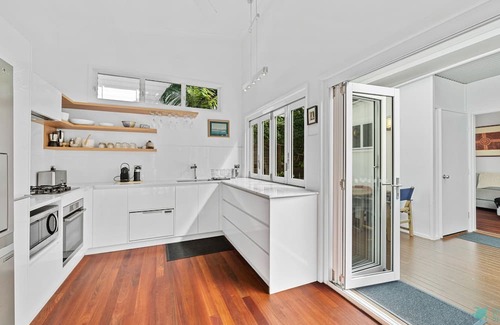 Point Lookout Casa | Straddie Glasshouse by Discover Stradbroke