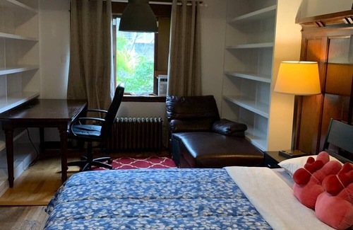 Fairview Villa | Broadway Guest house