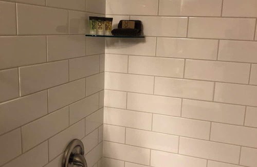 Jasper Apartamento | Private suite steps from downtown and miles away from your worries!