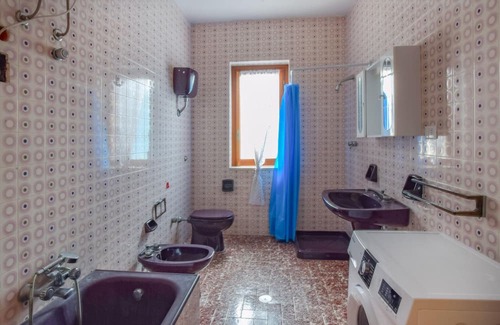 Calalunga-Pietragrande Apartamento | Pack your bags and look forward to relaxing days in this holiday apartment in Calabria.