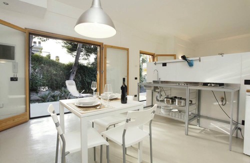 Torre Colonna-sperone Casa | Homerez - House 1 km away from the beach for 4 ppl. at Torre Colonna-Sperone