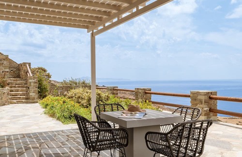 Kato Aprovatou Apartamento | Apartment 'Captain's Pounda Suite' with Sea View, Wi-Fi and Air Conditioning