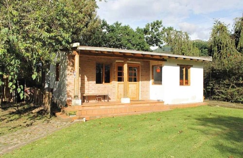 San Pablo del Lago Apartamento | Mini-house near Imbabura Volcano surrounded by animals
