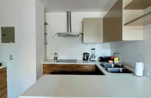 Cumbaya Apartamento | Departamento de 2 dormitorios con patio privado