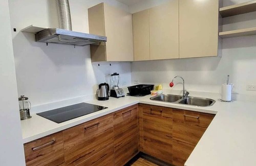 Cumbaya Apartamento | Departamento de 2 dormitorios con patio privado