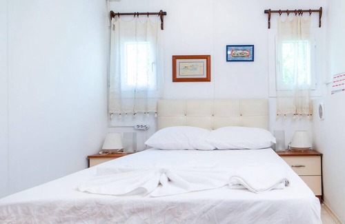 Koycegiz Casa | Vacation Flat w Pool Garden Patio BBQ in Mugla