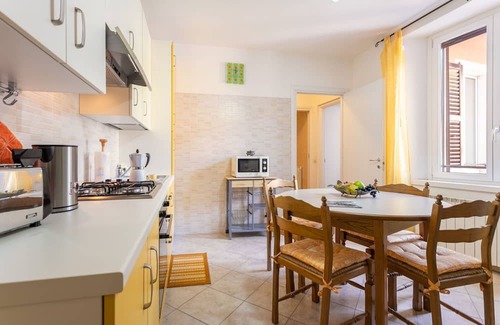 Dongo Apartamento | Apartment in Dongo with 2 bedrooms sleeps 6