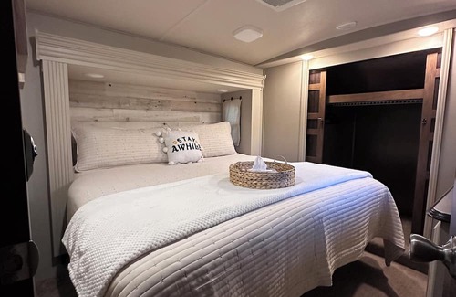 Charleston Casa | Cozy Camper close to Fishing & Boating