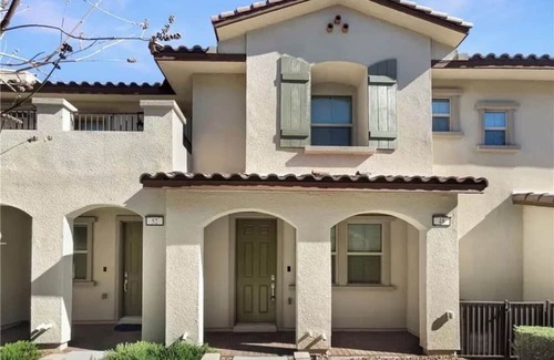 Summerlin West Casa | Rooftop in gated community by Foxtail Park