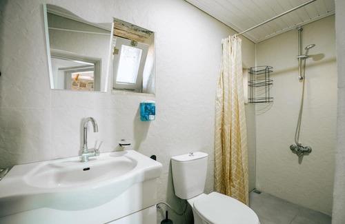 Ayvalik Casa | Unique Cunda Experience, Stone House w Private Bay