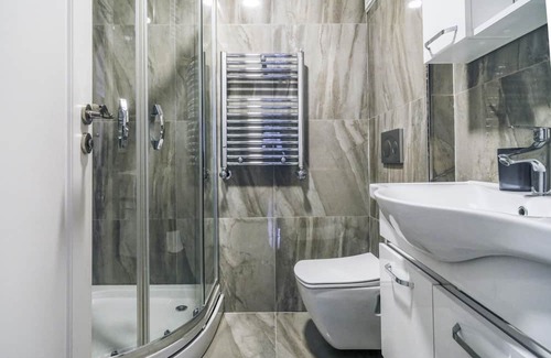 Bakırkoy Apartamento | Cozy Flat 10 min to Aqua Florya Mall in Bakirkoy