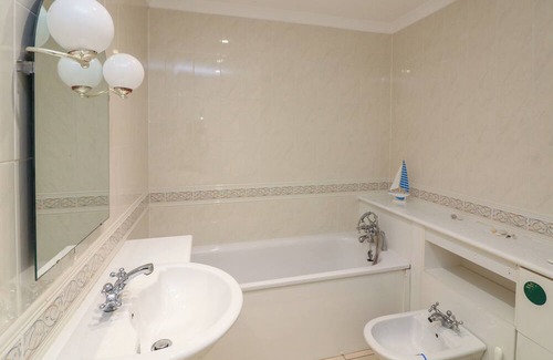 Burgh Island Cabaña | 11 THURLESTONE ROCK, pet friendly, with pool in Hope Cove