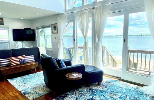 Fairhaven Casa | Private Ocean Front Beach House with 4 bedrooms Sleeps 8 Has a Mooring