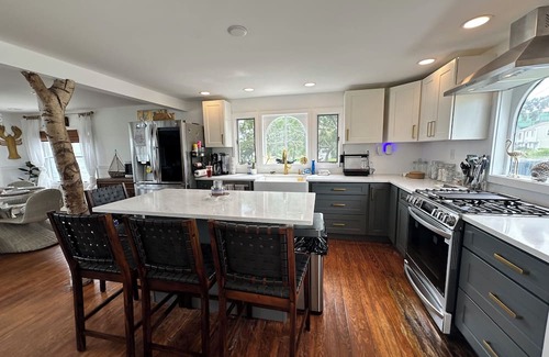 Fairhaven Casa | Private Ocean Front Beach House with 4 bedrooms Sleeps 8 Has a Mooring