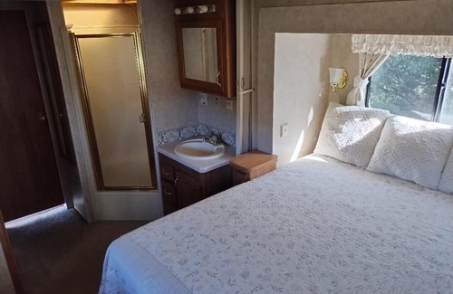 Guatay Casa | San Diego Mountain RV Camping! Less than an hour to the beach!